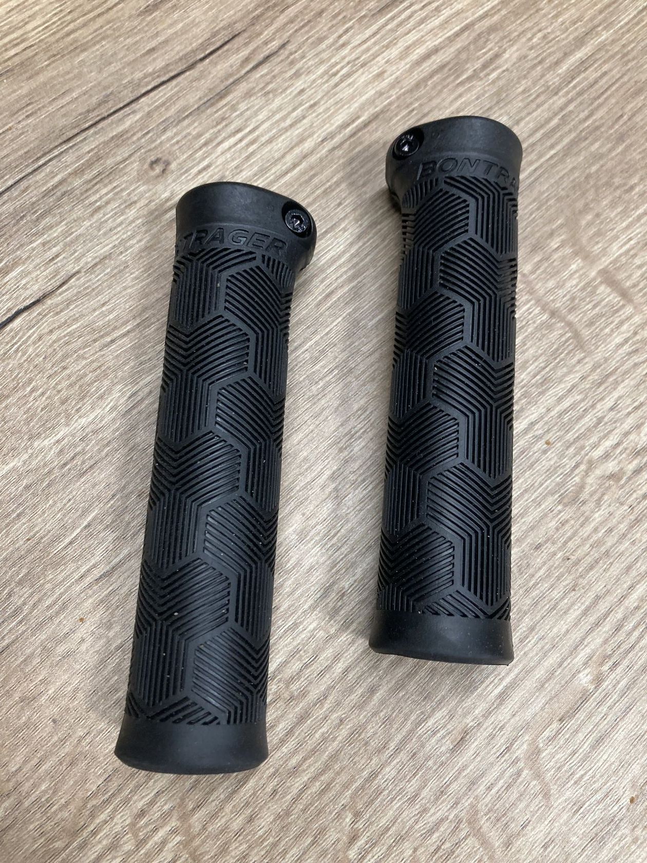 Bontrager xr trail online comp mtb grip set