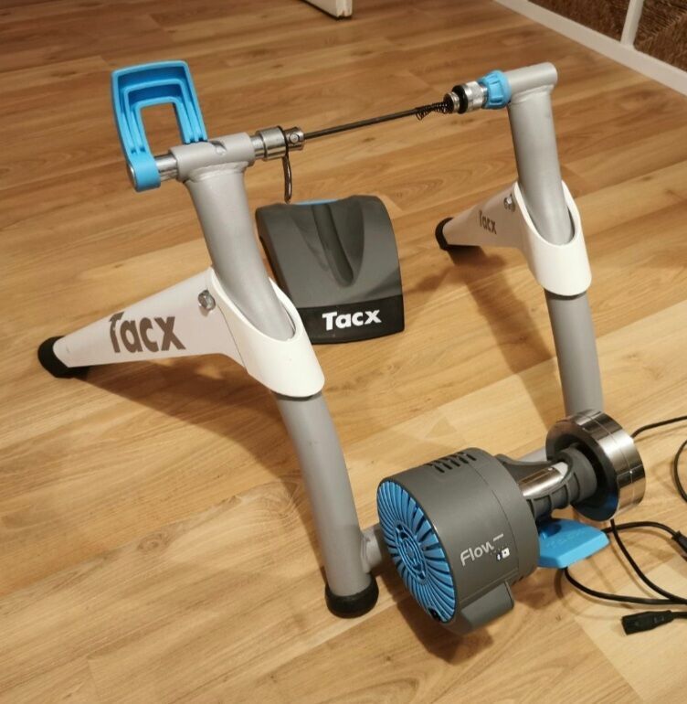 底値】未使用新品！！tacx flow smart 自転車 その他 円高還元