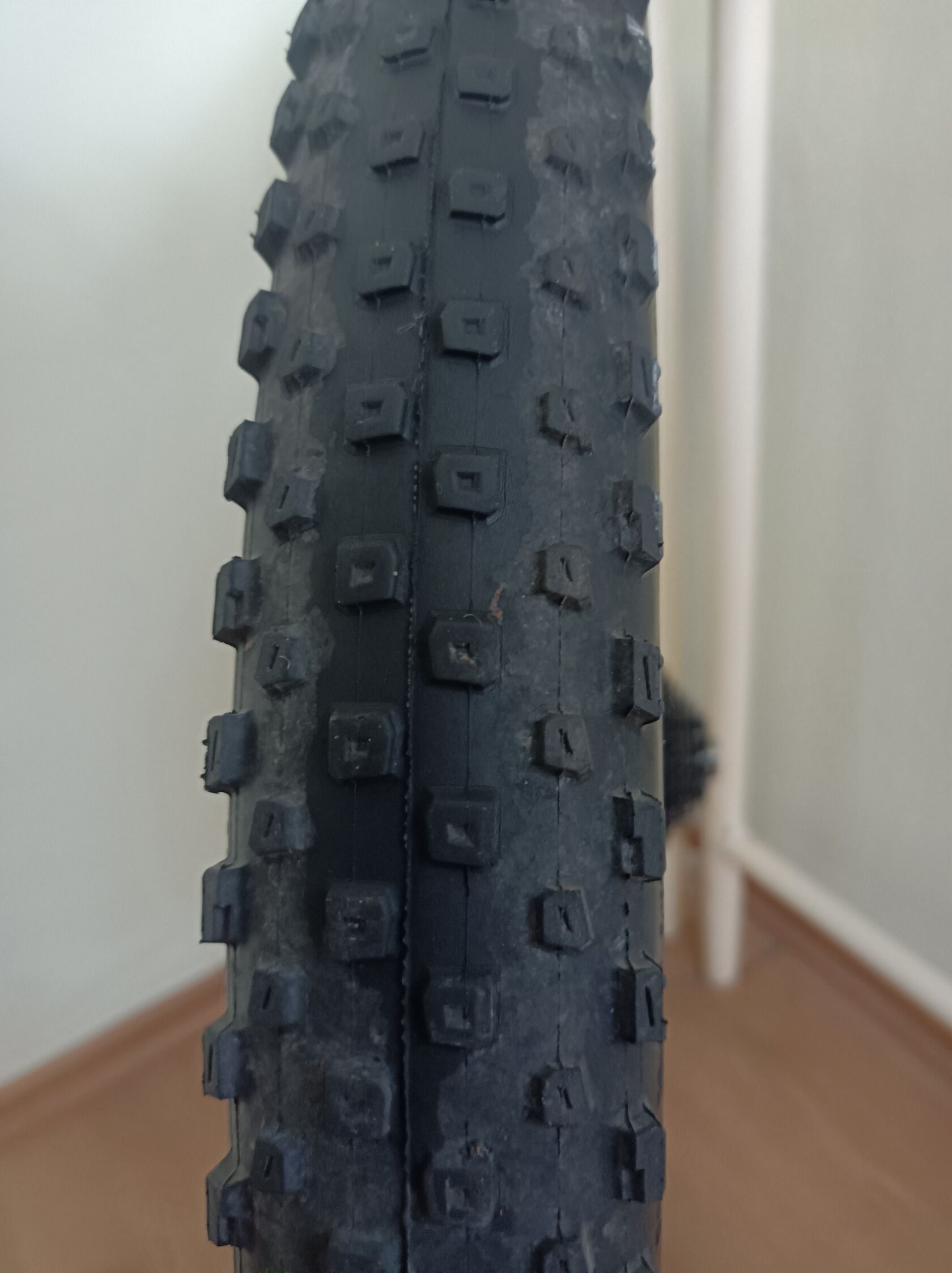 Neumatico bontrager xr2 29 hot sale