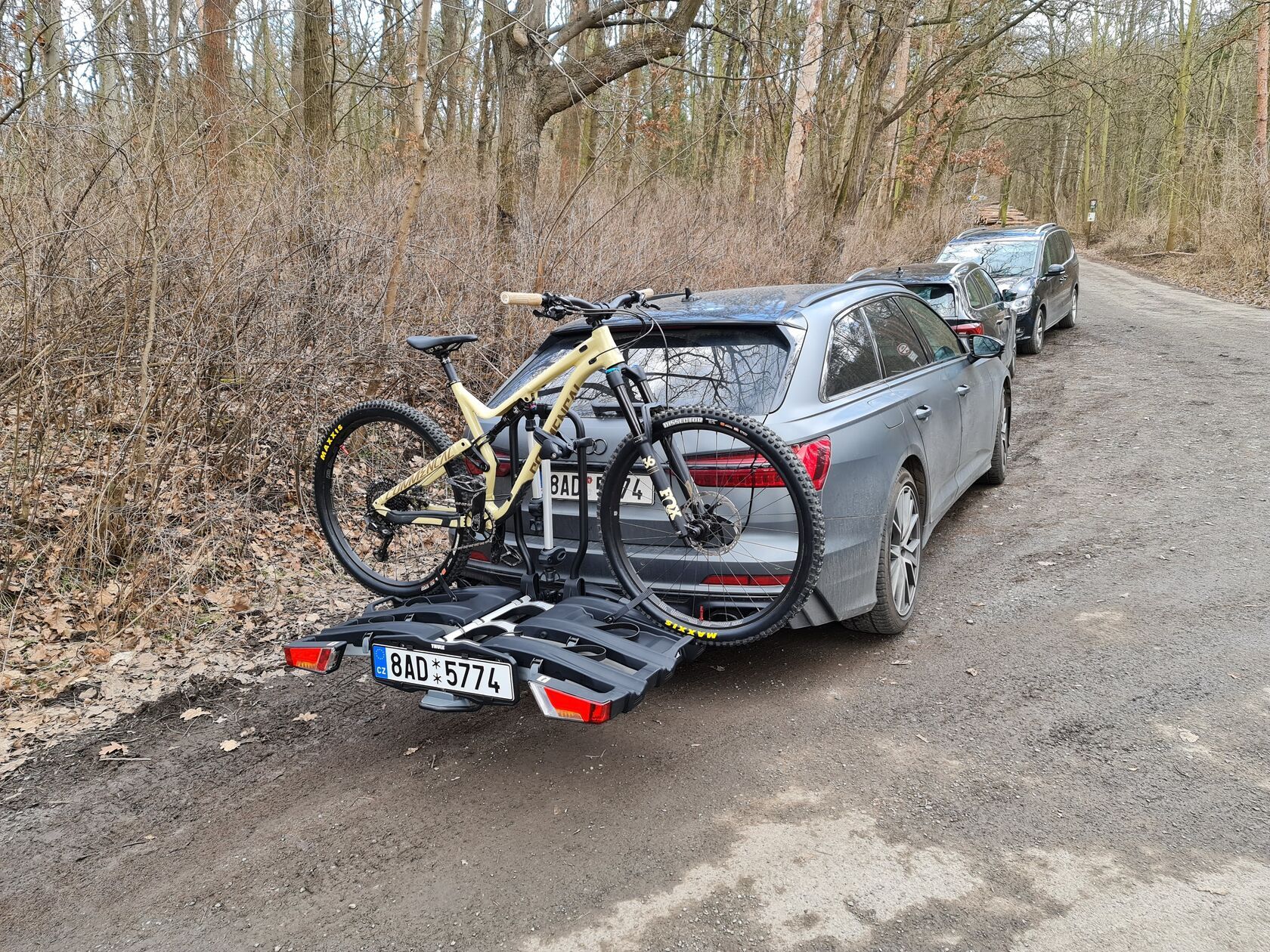 THULE EASY FOLD XT 934 pro 3 kola za 15 000 K Cyklobazar.cz