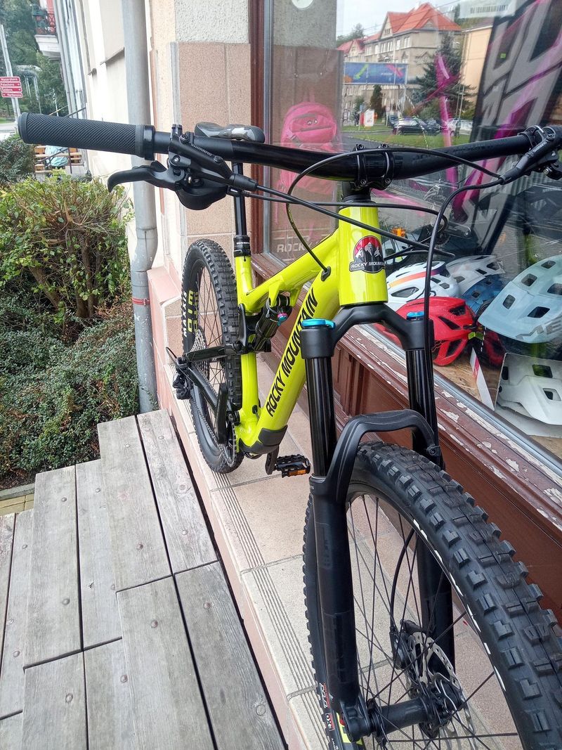 Rocky Mountain Thunderbolt Alloy 50