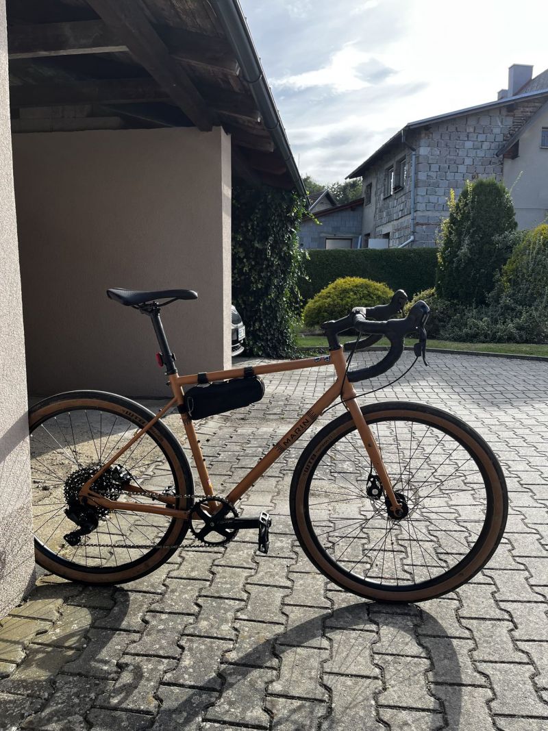 Prodám Gravel MARIN Nicasio+ Satin Tan/Black - 52 cm 