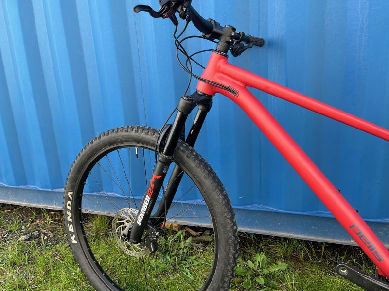 Trail hardtail Pells Root vel. L