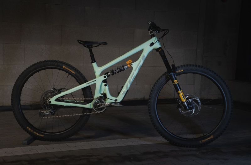 YETI SB160, turq, vel.: M, custom build