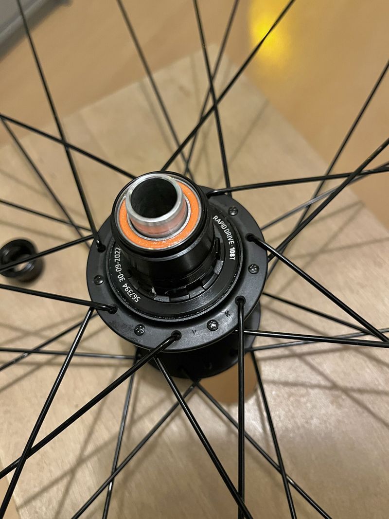 Zadní kolo 29” Bontrager Line Comp 30 TLR Boost