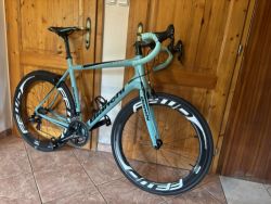 Bianchi Intrepida + FFWD F6R 