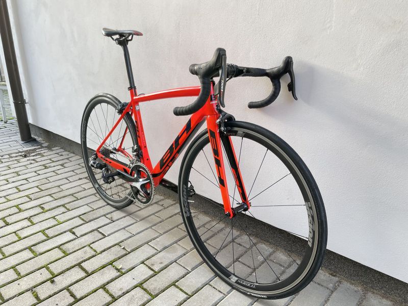 BH ultralight | SRAM RED eTAP AXS