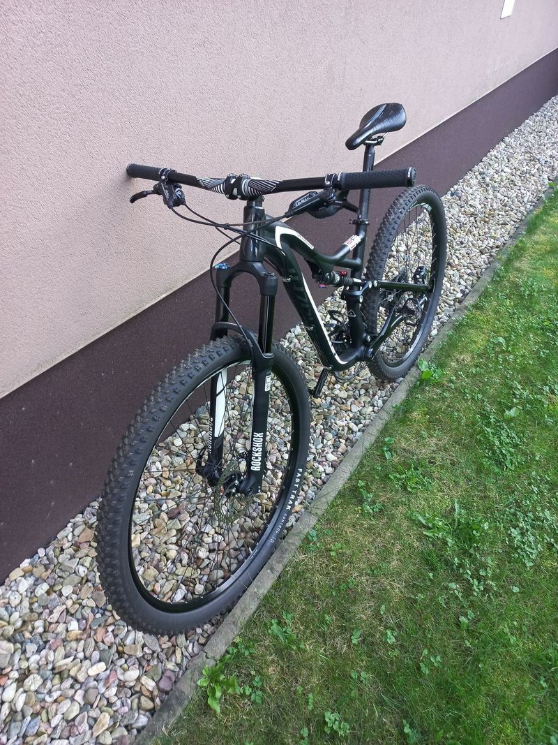 Horské kolo Specialized Stumpjumper FSR