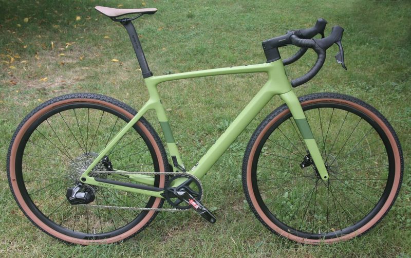 SCOTT Addict Gravel 30 AXS 2024 - atraktivní gravel bike s karbonovým rámem - NOVÝ + BONUS