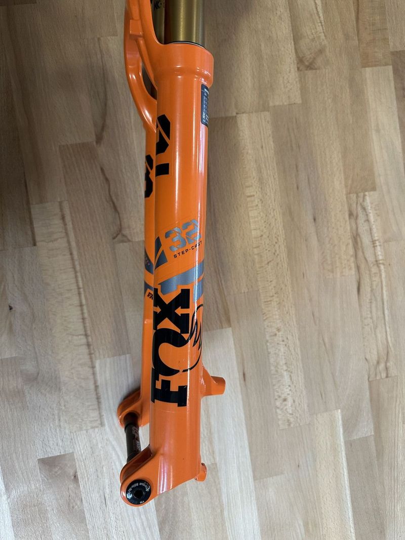 Fox 32 SC Factory Kashima 29 100mm