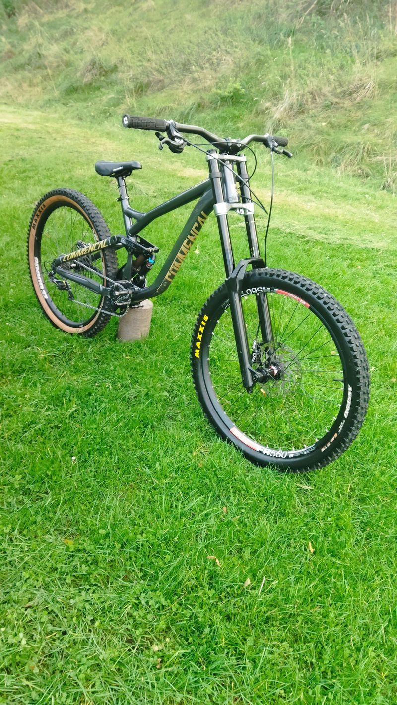 Commencal supreme dh 