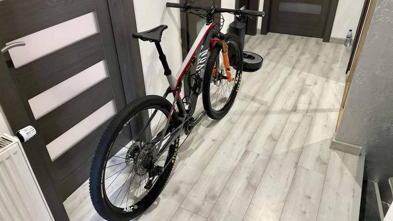 Canyon Lux CF SLX 9.0 2020