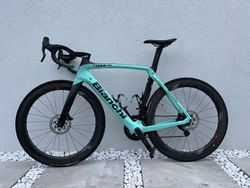 Bianchi Oltre XR4 Disc Super record