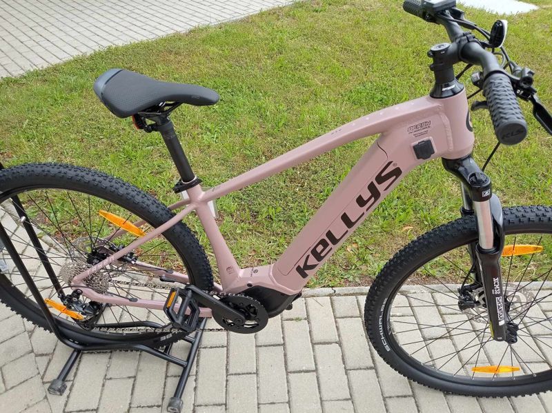 eMTB Kellys Tayen R10 lady rose gold, motor Panasonic, 720Wh baterie, NOVÉ