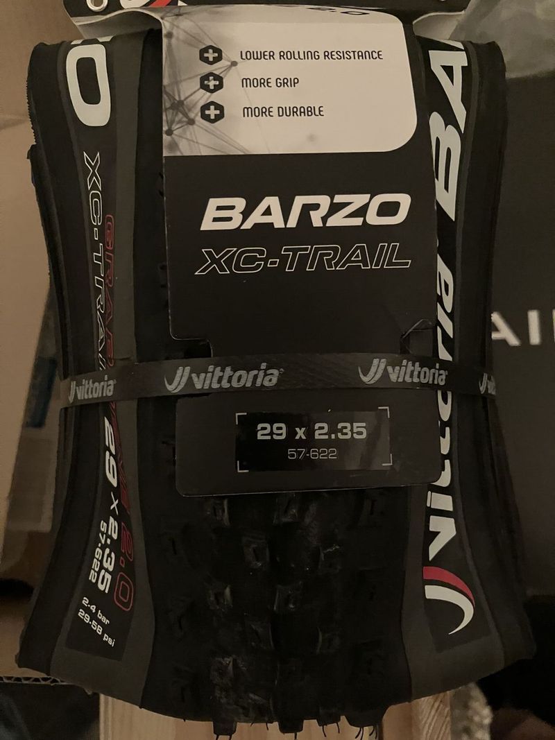 Vittoria Barzo 29x2.35