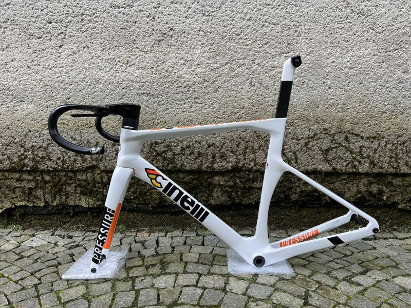 CINELLI Pressure Disc rámový set