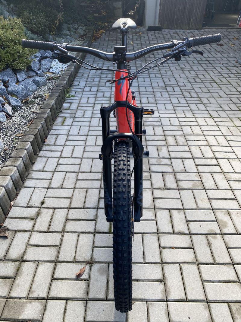 Specialized Turbo Levo Comp, vel. L , 700Wh, v super stavu