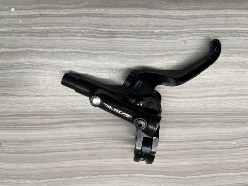 brzdové páky Shimano SAINT BL-M820 