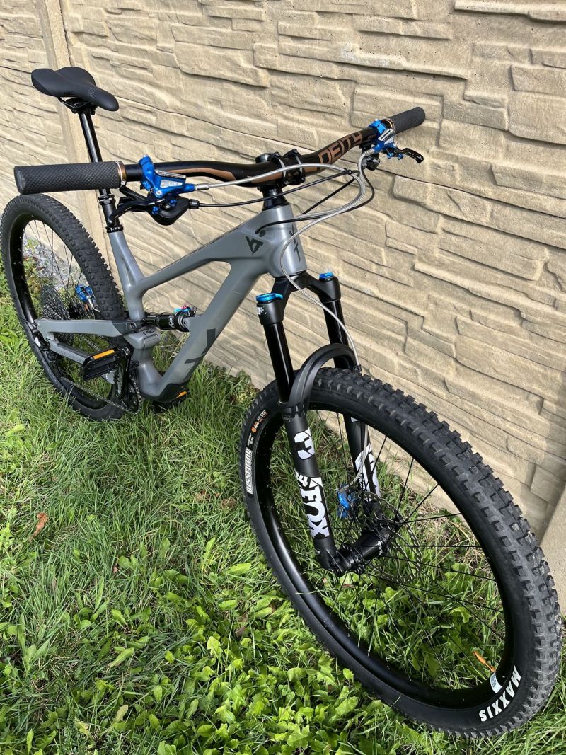 YT JEFFSY 29 CF Comp velikost "L"