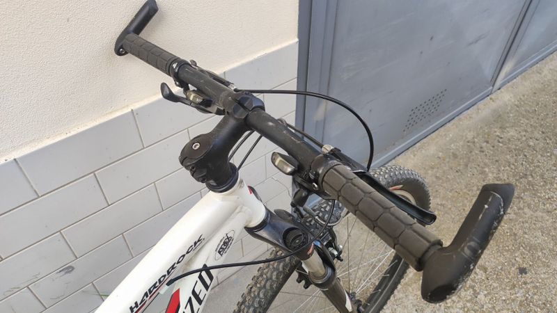 Specialized Hardrock Sport S 26"