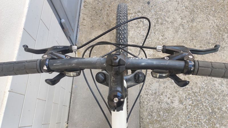 Specialized Hardrock Sport S 26" + CTM Terrano I S 26"