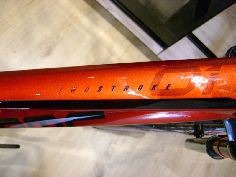 BMC Twostroke 01 Four (RS Reba RL)