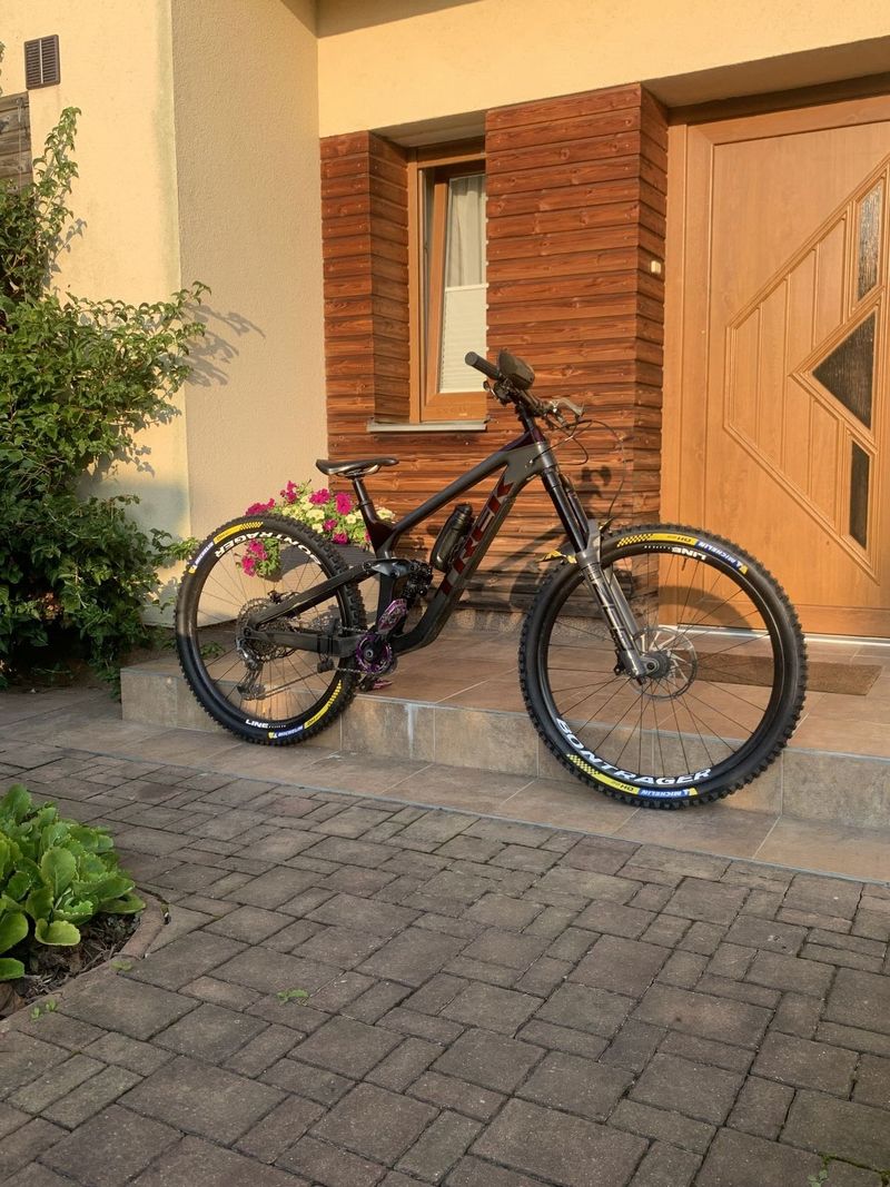 Trek Slash 9.9 2021 X01