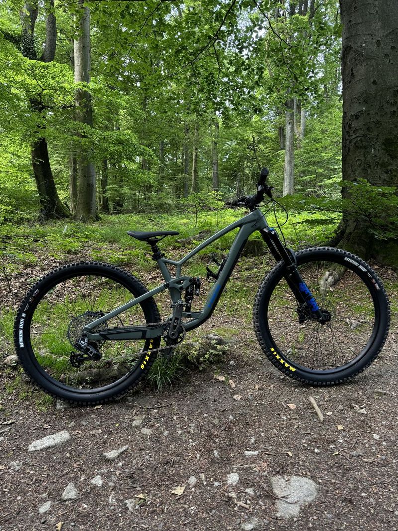 Trek Fuel Ex 8 GX AXS T-TYPE 2025