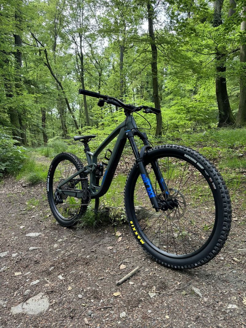 Trek Fuel Ex 8 GX AXS T-TYPE 2025