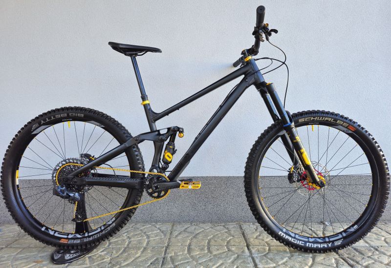 Horské kolo RAAW Madona V2.2 Ohlins AXS 29″ 