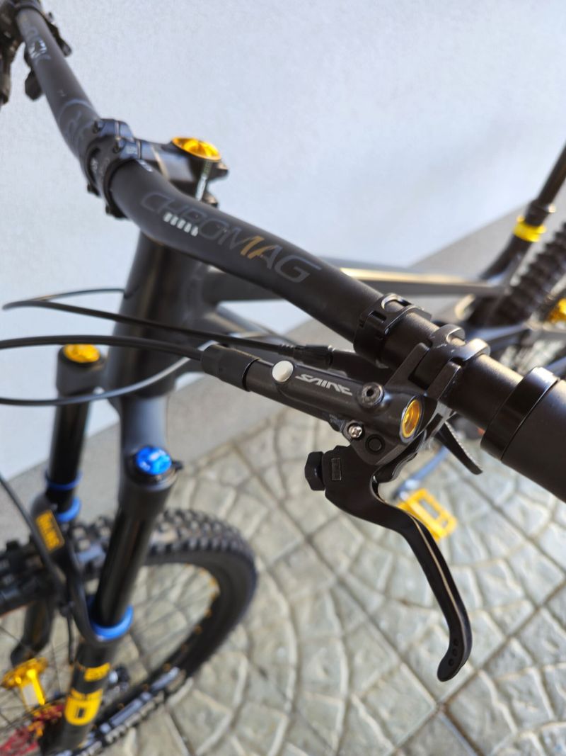 Horské kolo RAAW Madona V2.2 Ohlins AXS 29″ 