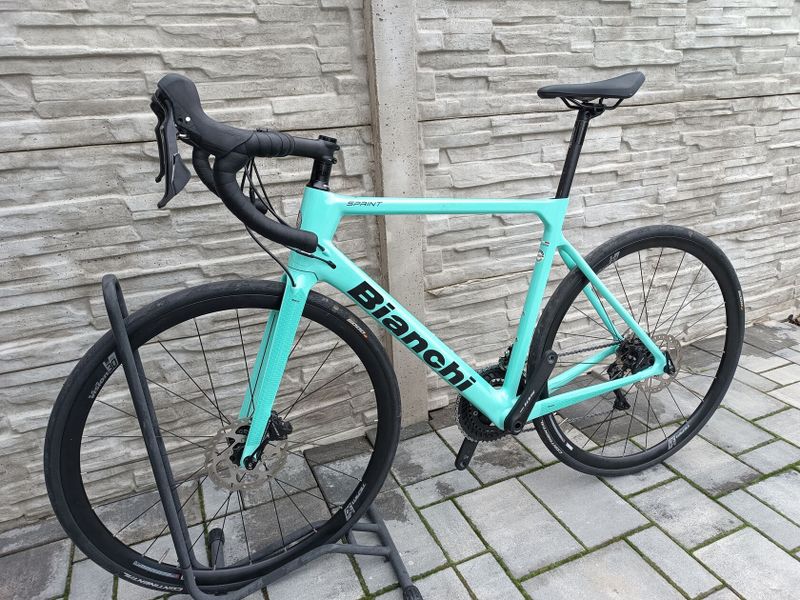 Bianchi sprint disc < 1000 km