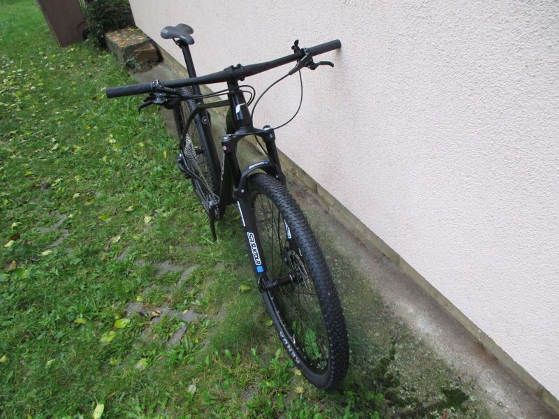 Nové 29" kolo ROZZO BOOST, vzduchová vidlice Suntour Raidon, osazení Shimano Deore 1x12, pevné osy