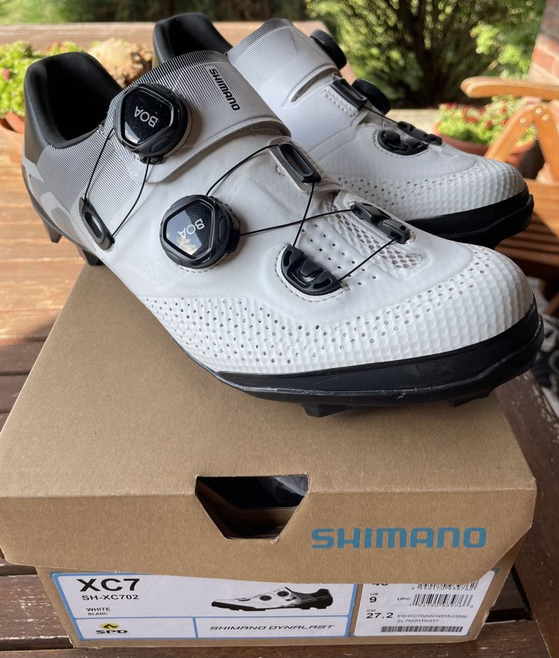 Tretry SHIMANO SH-XC702 White vel.43