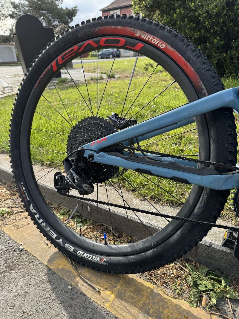 Specialized stumpjumper Expert karbon 29 XL 