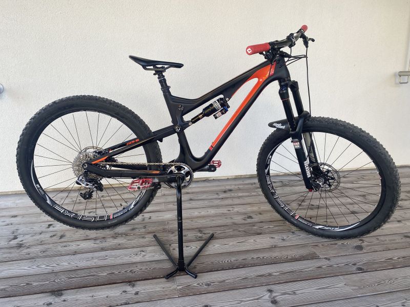 Enduro/Trail Scott GENIUS LT 700 TUNED vel M pouze 12,4 kg 