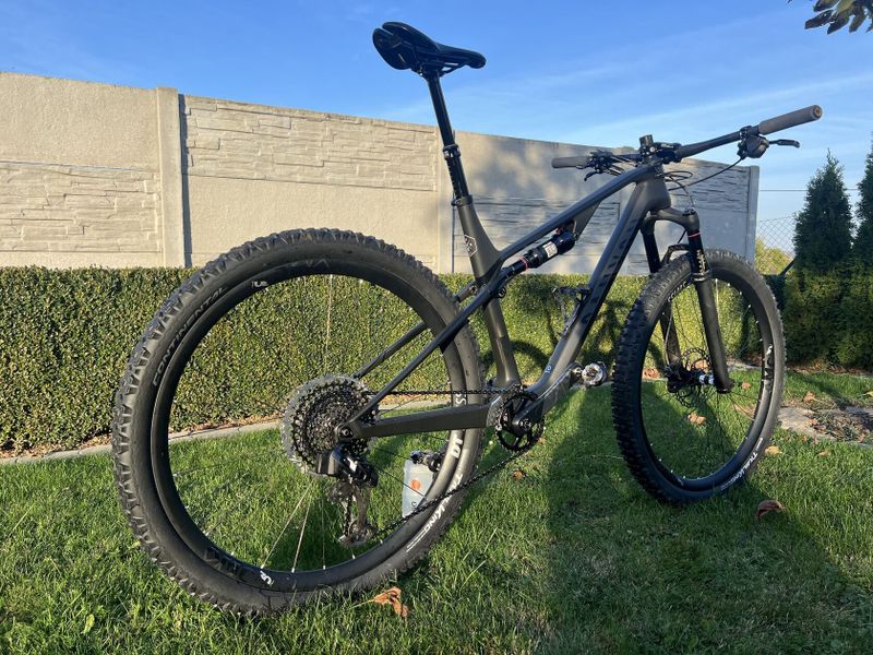 Canyon Lux SLX 9.0 vel L Sram GX AXS