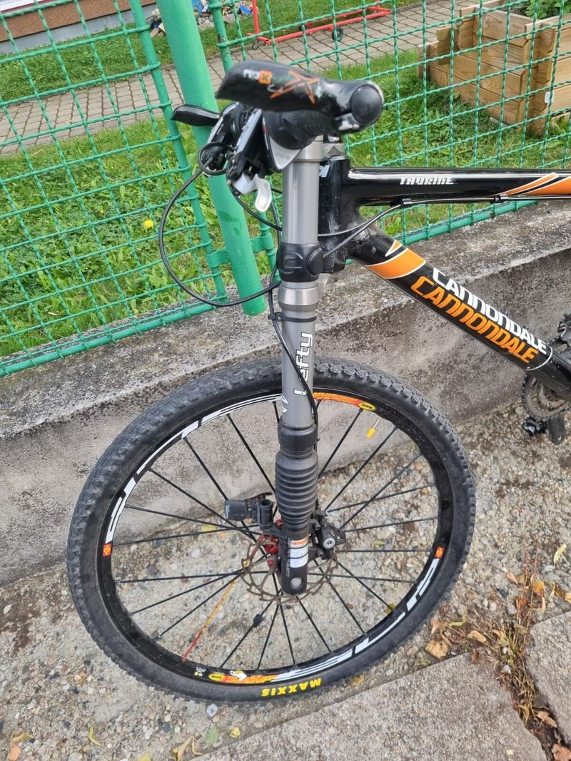 Legendární Cannondale Taurine, 9kg, S/M