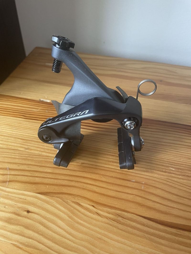 Shimano Ultegra BR-R8010F přední brzda - Direct Mount