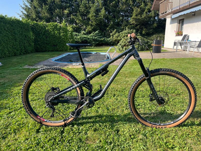 Commencal meta 