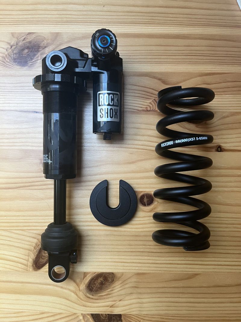 Rockshox Super Deluxe Ultimate RC2T 205x60