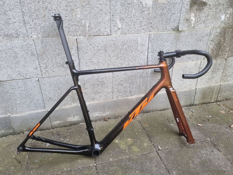 Prodám silniční rám KTM Revelator Alto Exonic 