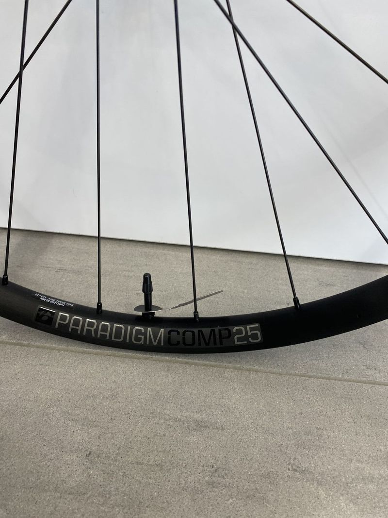 Bontrager Paradigm Comp 25