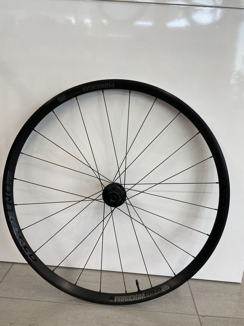 Bontrager Paradigm Comp 25