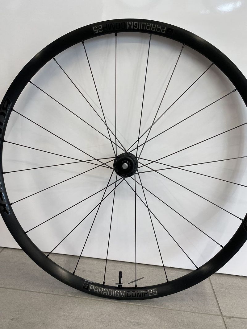 Bontrager Paradigm Comp 25