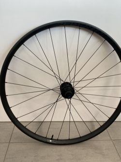 MTB výplety 29" Bontrager Line Comp 30 TLR boost