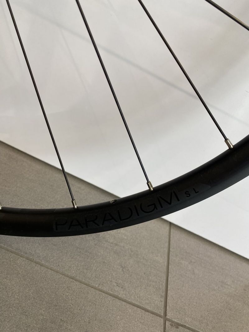 Bontrager Paradigm SL Centerlock Disc 24 H