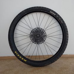 Zadní asymetrické hliníkové 29" kolo Rockrider BOOST 29 