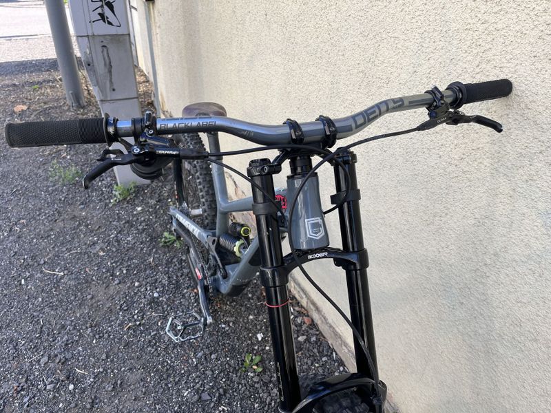 Commencal Furious 2020 