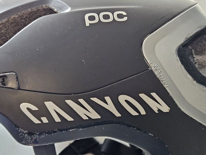 Helma POC Axion CANYON